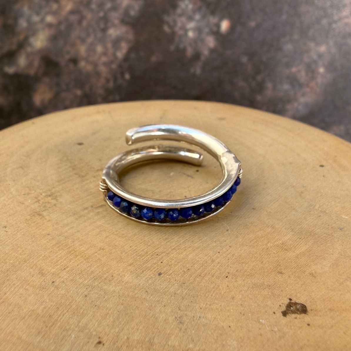 Anillo de Plata 950 con mostacillas de piedras  1