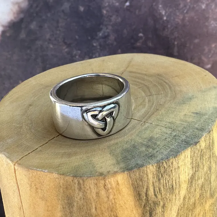 V Anillo Triqueta de Plata 950 1