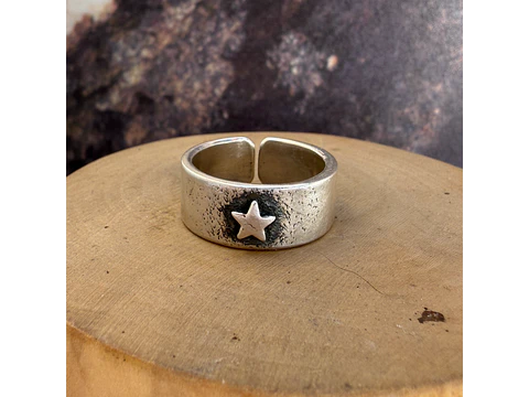 V Anillo con Estrella de Plata 950