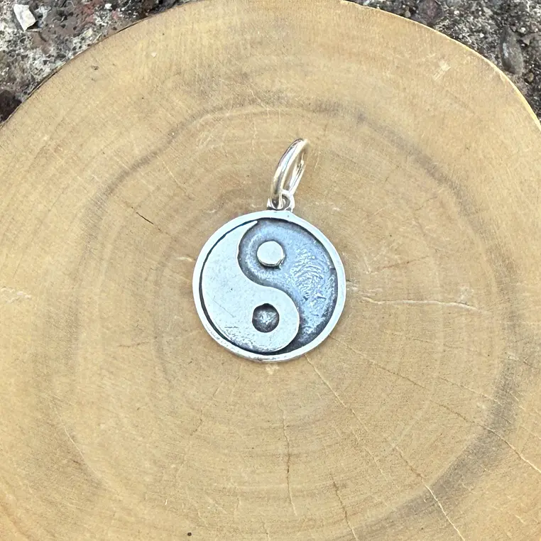 V Medalla Yin Yang Grande de plata 950 1
