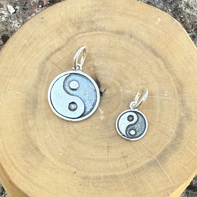 V Medalla Yin Yang Grande de plata 950 2