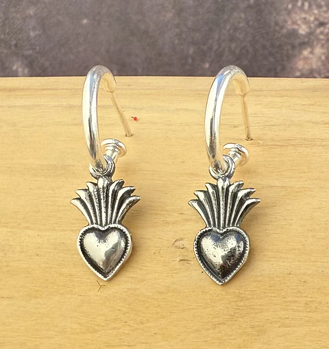 Aros argolla Medalla Corazón Plantita Plata 950