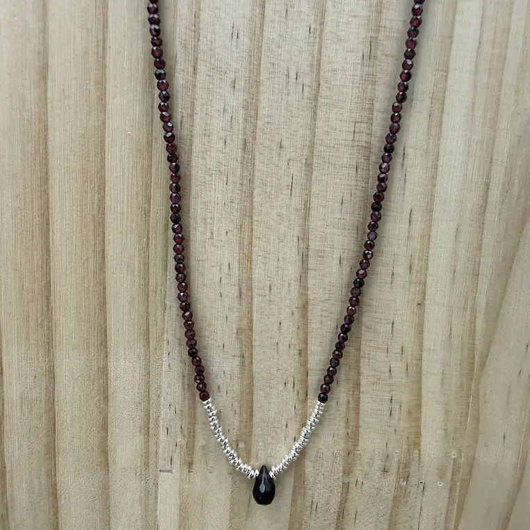 Collar gota y mostacillas de piedras y plata 1000  2