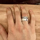 V Anillo Uno sobre Otro con Texturas de Plata 950 - Miniatura 2