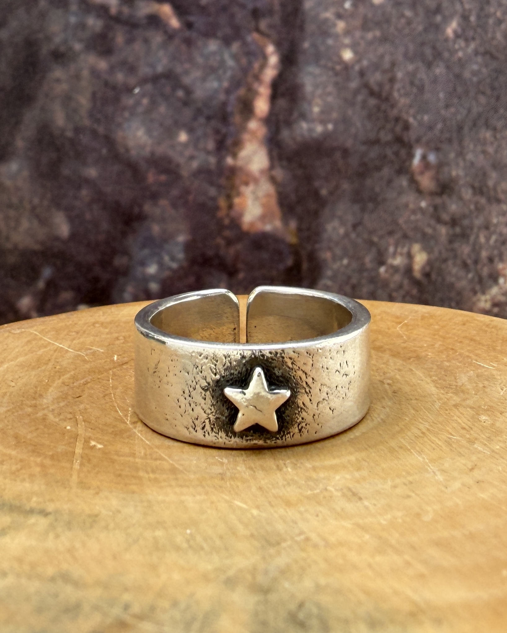 V Anillo con Estrella de Plata 950