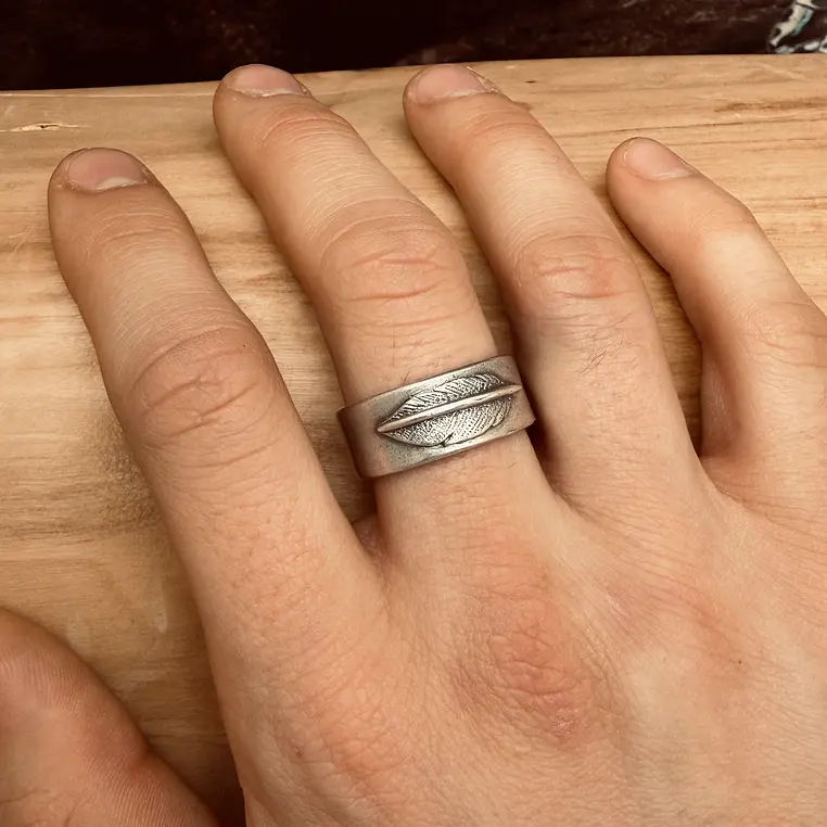 U Anillo Ajustable Lámina con Pluma Plata 950 2
