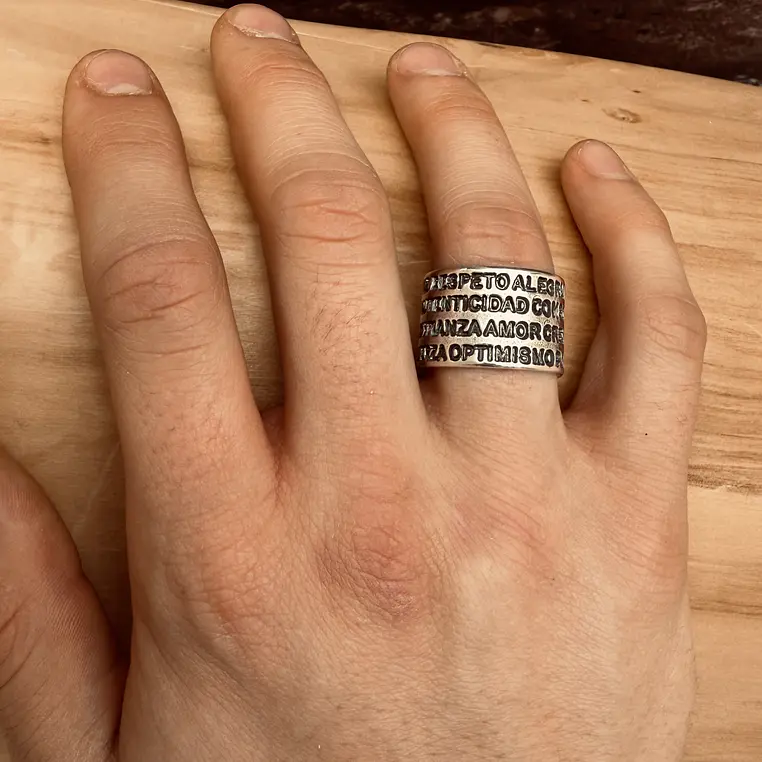 U Anillo con 16 Palabras positivas de plata 950  2