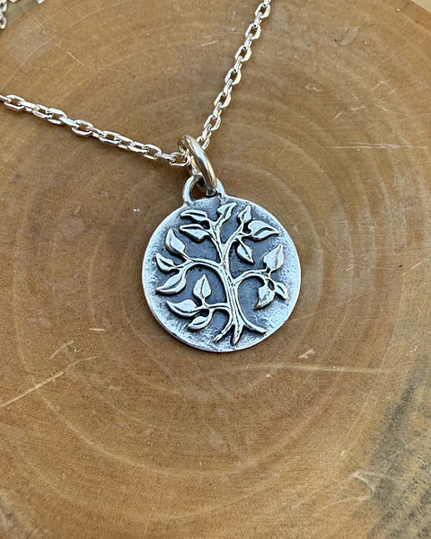 Medalla Árbol Hojas de Plata 950