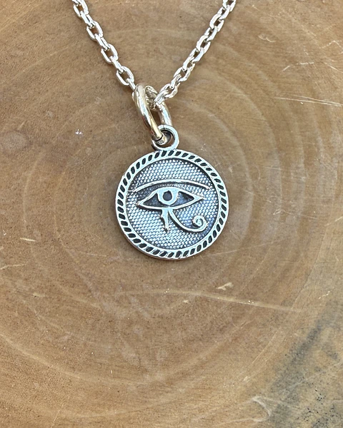 Medalla Ojo Horus de Plata 950