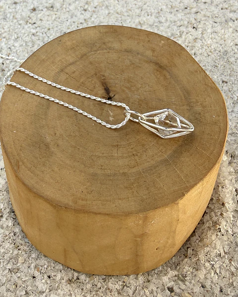 Colgante Jaulita octoedro de  plata 950 con Cuarzo Diamante Herkimer 