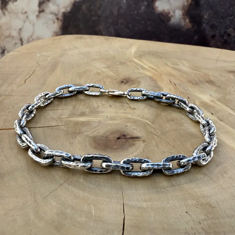 V Pulsera de cadena de Plata 950 de eslabónes gruesos y  martillados 1