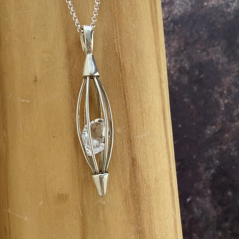 Colgante Jaulita de plata 950 y Cuarzo Diamante Herkimer 1