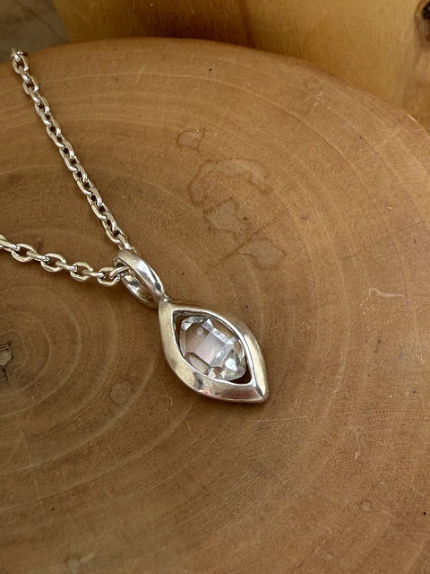  Colgante Ojiva de 1,5cm de plata 950 con Cuarzo Diamante Herkimer