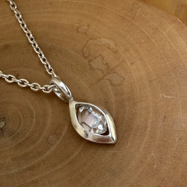  Colgante Ojiva de 1,5cm de plata 950 con Cuarzo Diamante Herkimer 1