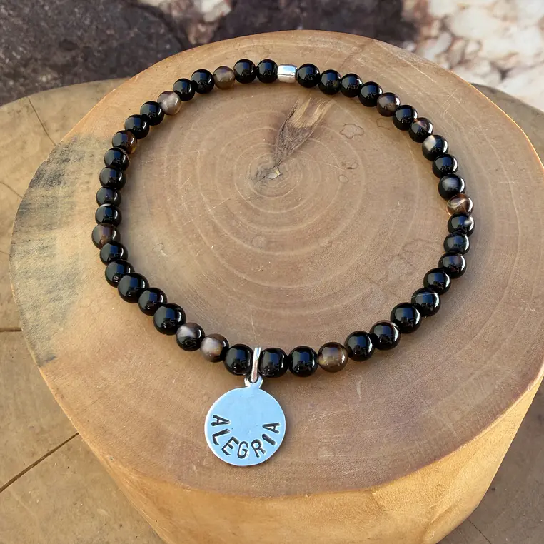 Pulsera elástica con medalla Alegría de  Plata 950 con mostacillas de piedras  4