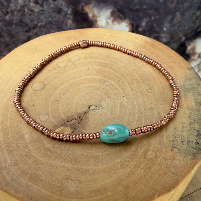 Pulsera elástica de mostacillas de Cobre y una piedra  4