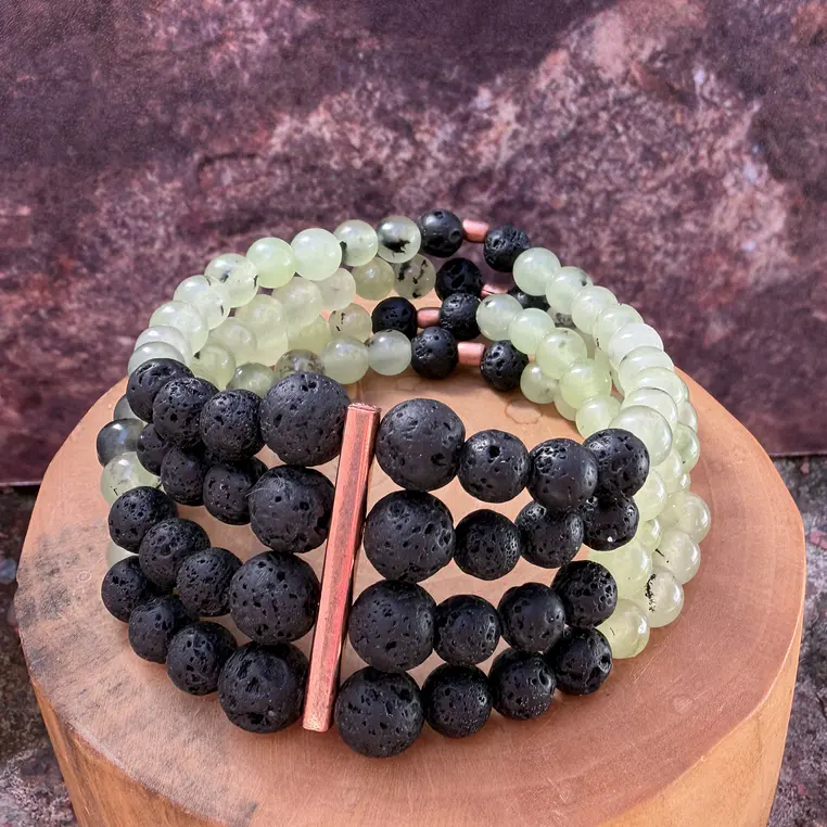 Pulsera de 4 corridas elástica de cobre y mostacillas de piedras de 6mm 1