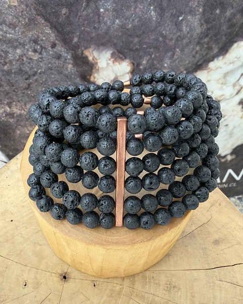Pulsera de 6 corridas elástica de cobre y mostacillas de piedras de 6mm 