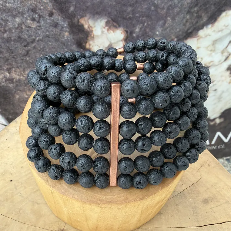 Pulsera de 6 corridas elástica de cobre y mostacillas de piedras de 6mm  1