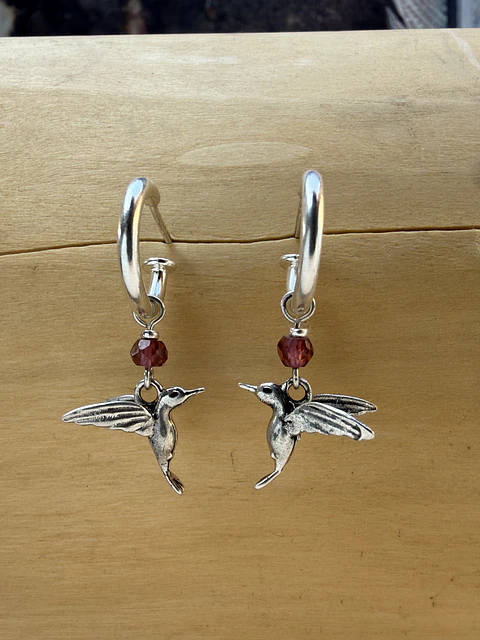 Aros argolla y Colibrí en volumen de plata 950 con piedras 