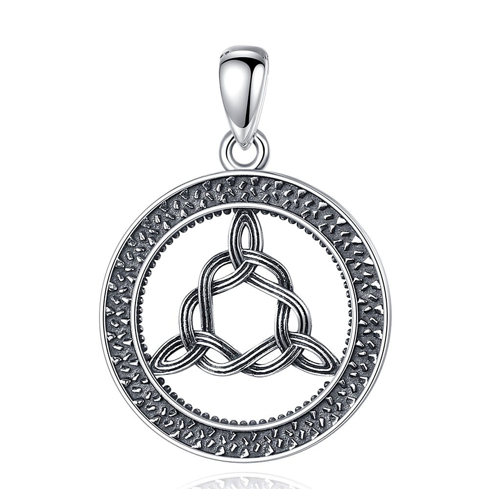Colgante triqueta celta en plata fina 950, con cadena 1
