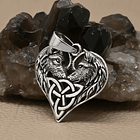 Colgante nudo celta de lobos en plata fina 2