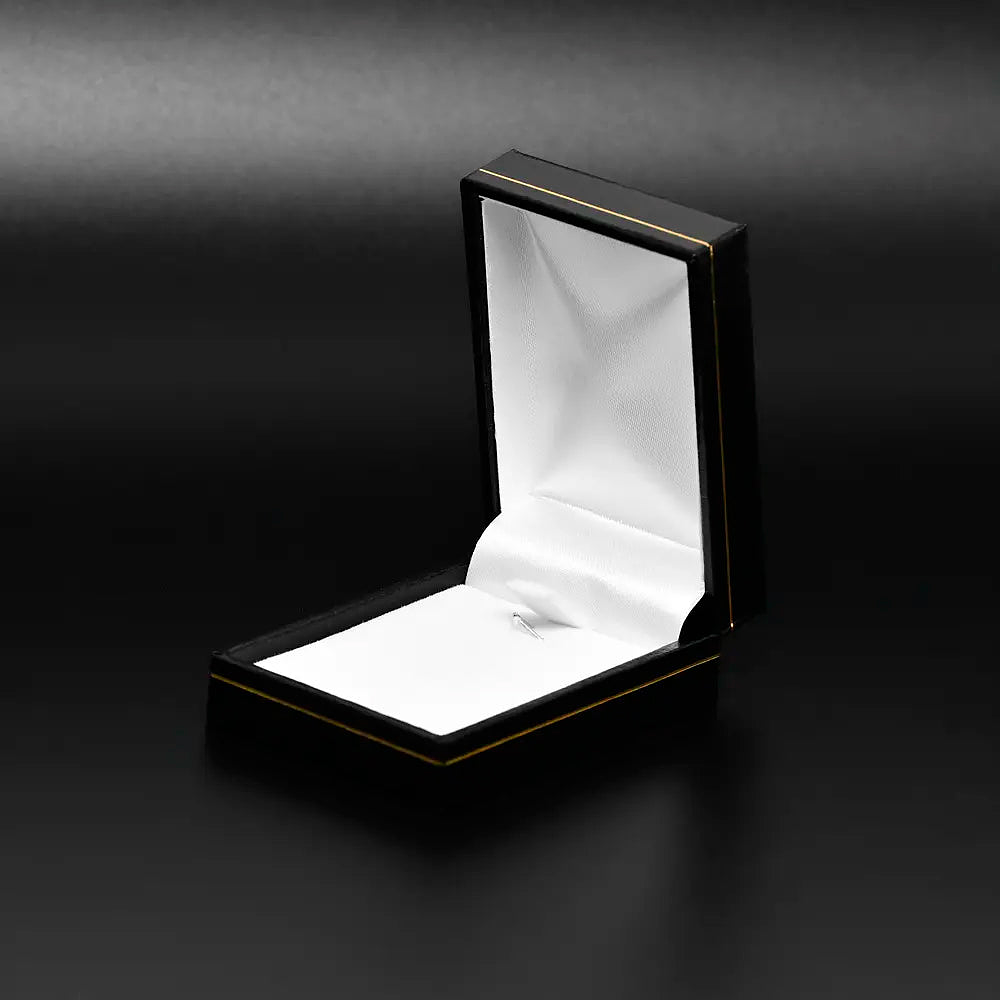 Colgante nudo de bruja original con piedra granate en plata fina 950 3