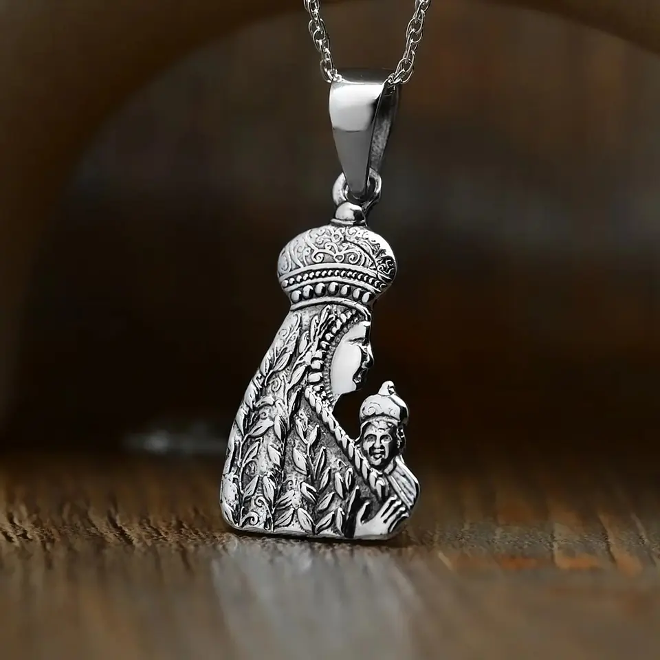 Colgante virgen de monserrat mediana en plata 925 1