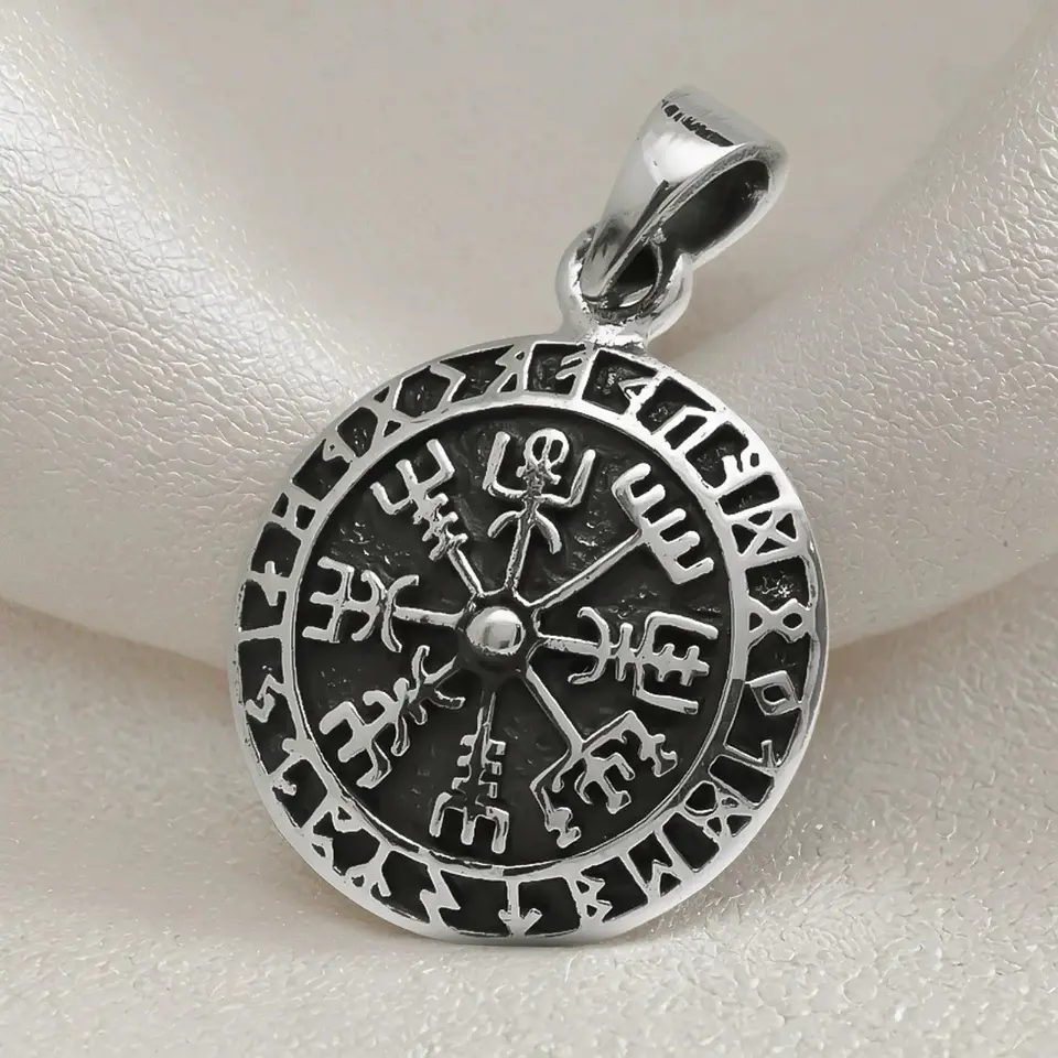 Colgante brujula vikinga en plata 950 1