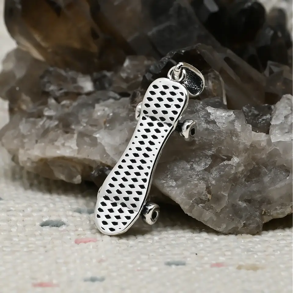 Colgante skate en plata 950 1