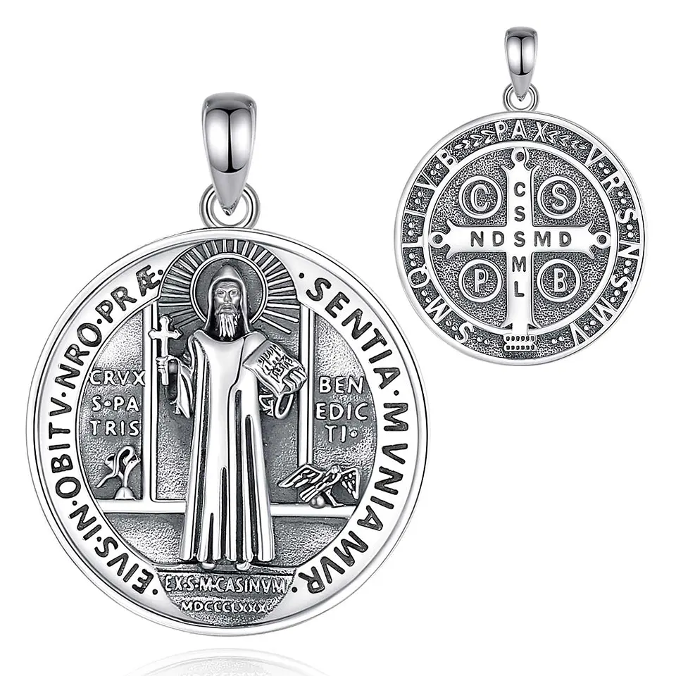 Colgante medalla San Benito en plata 925 1