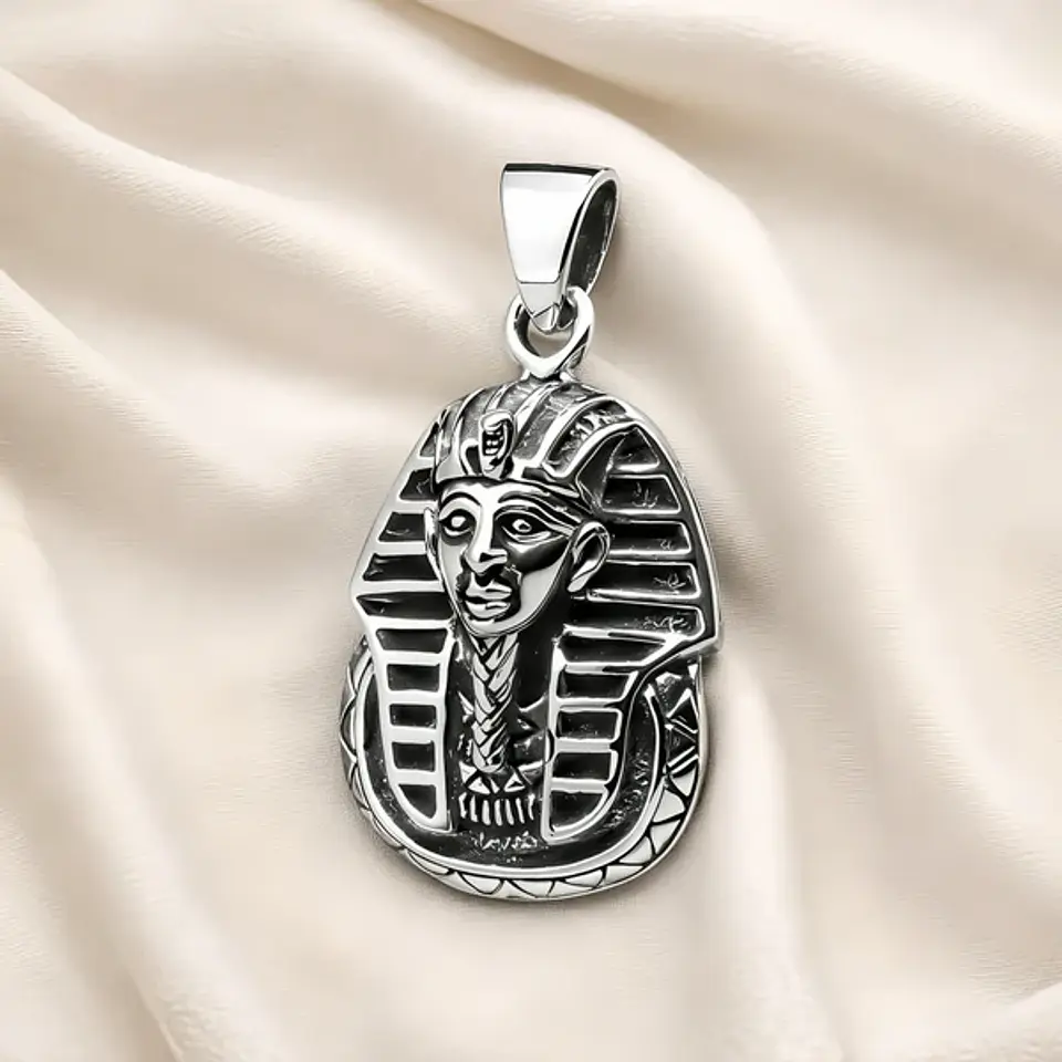 Colgante de tutankamon en plata 925 1