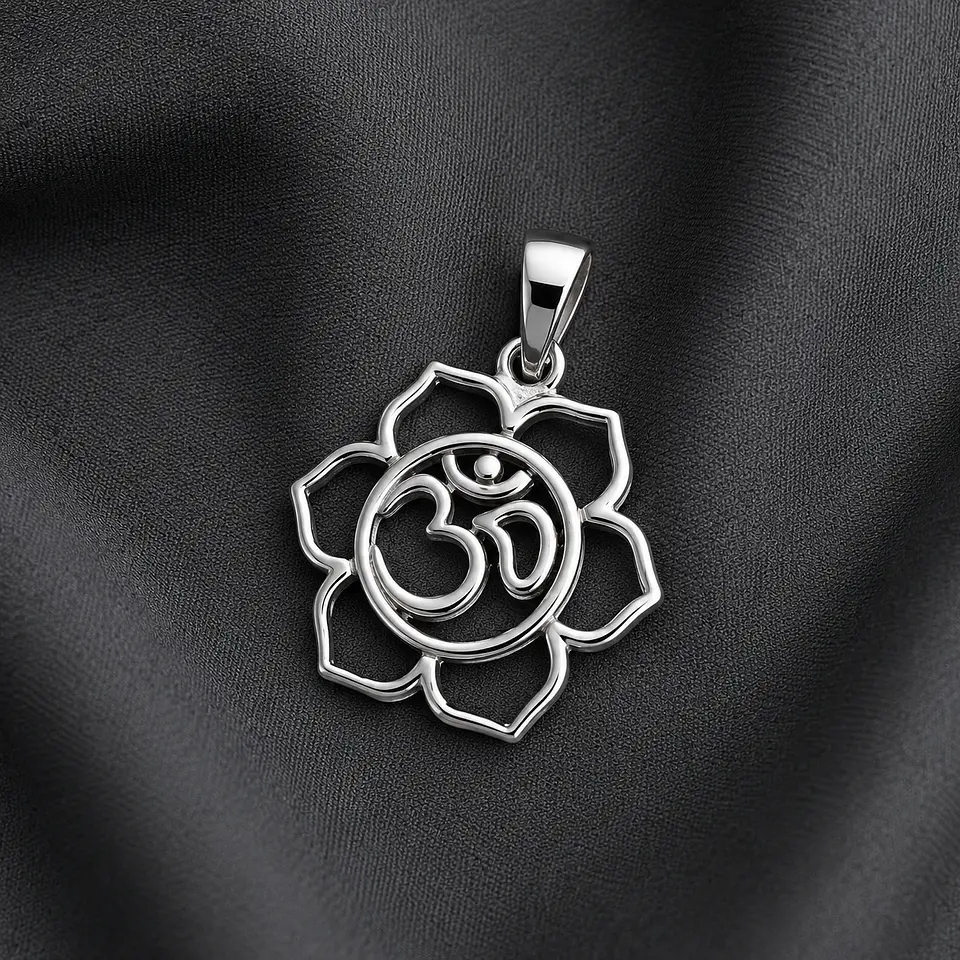 Colgante flor de loto Om3 en plata 925 1