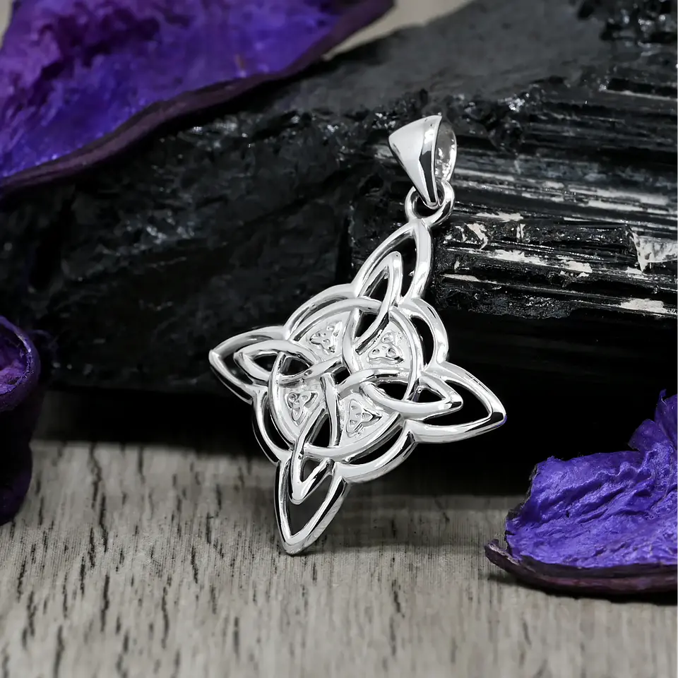 Colgante nudo de brujas original en plata 950 1
