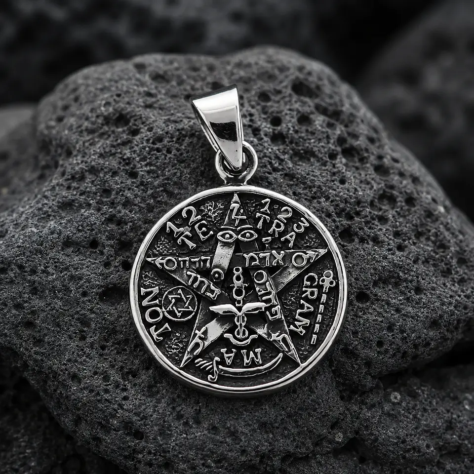 Colgante tetragrammaton en plata 925 1