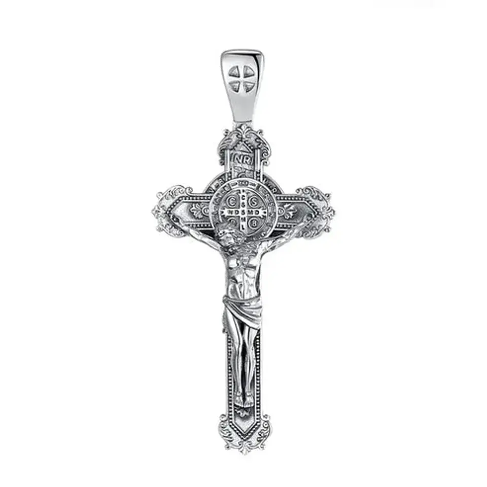 Colgante cruz San Benito maciza con cristo en plata 925 1
