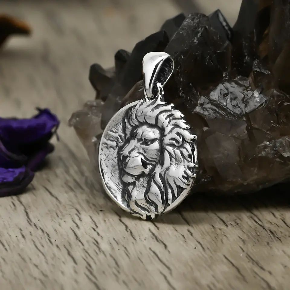 León Pequeño 18 mm 1