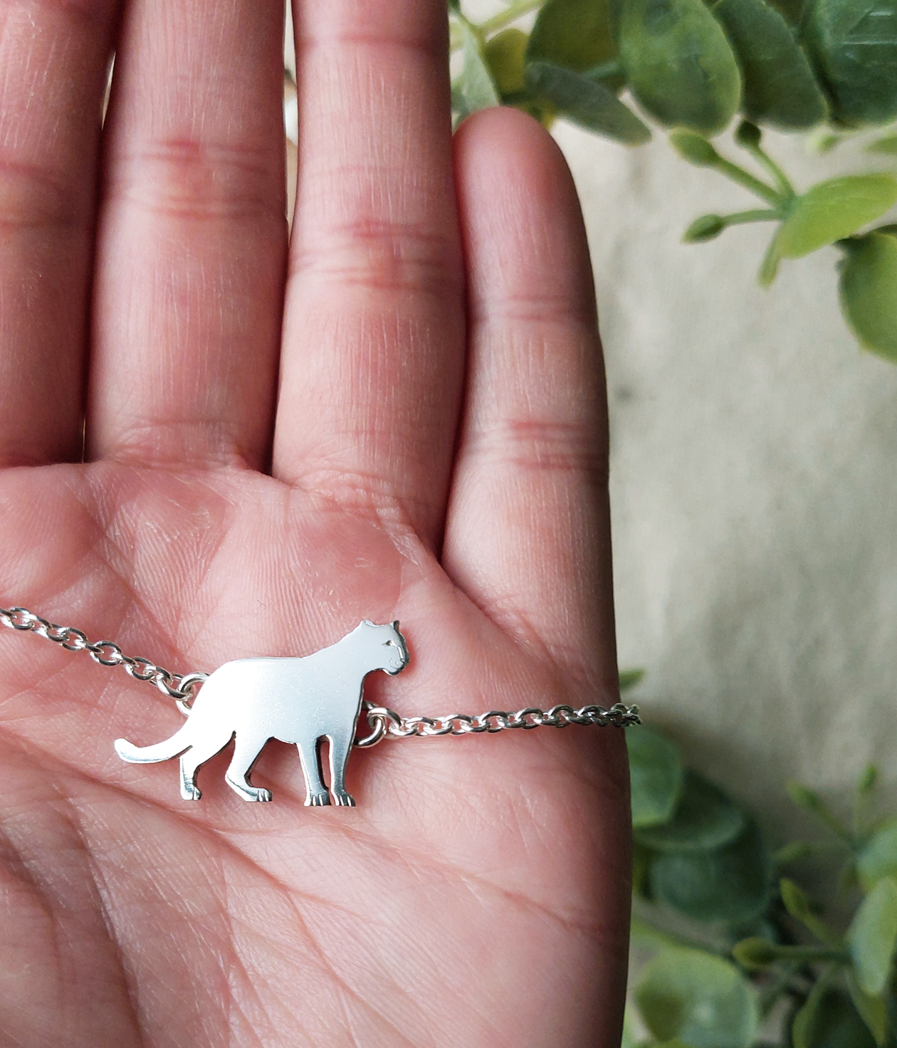 PULSERA PUMA CON CADENA