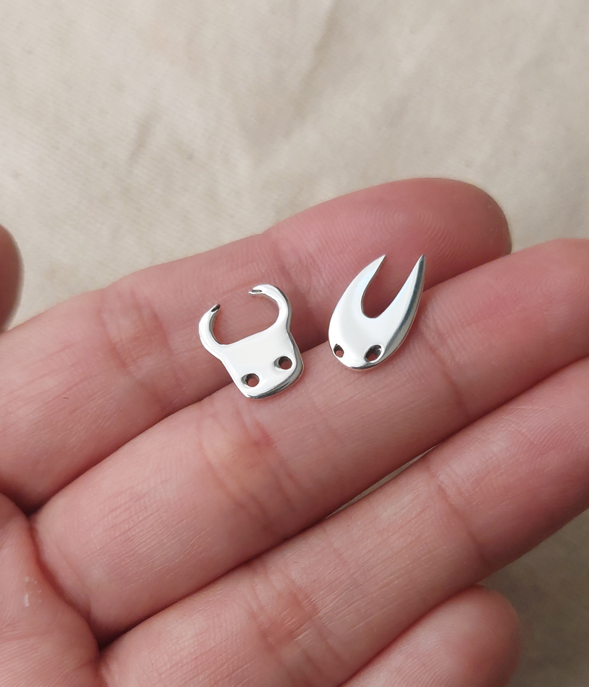 AROS HOLLOW KNIGHT