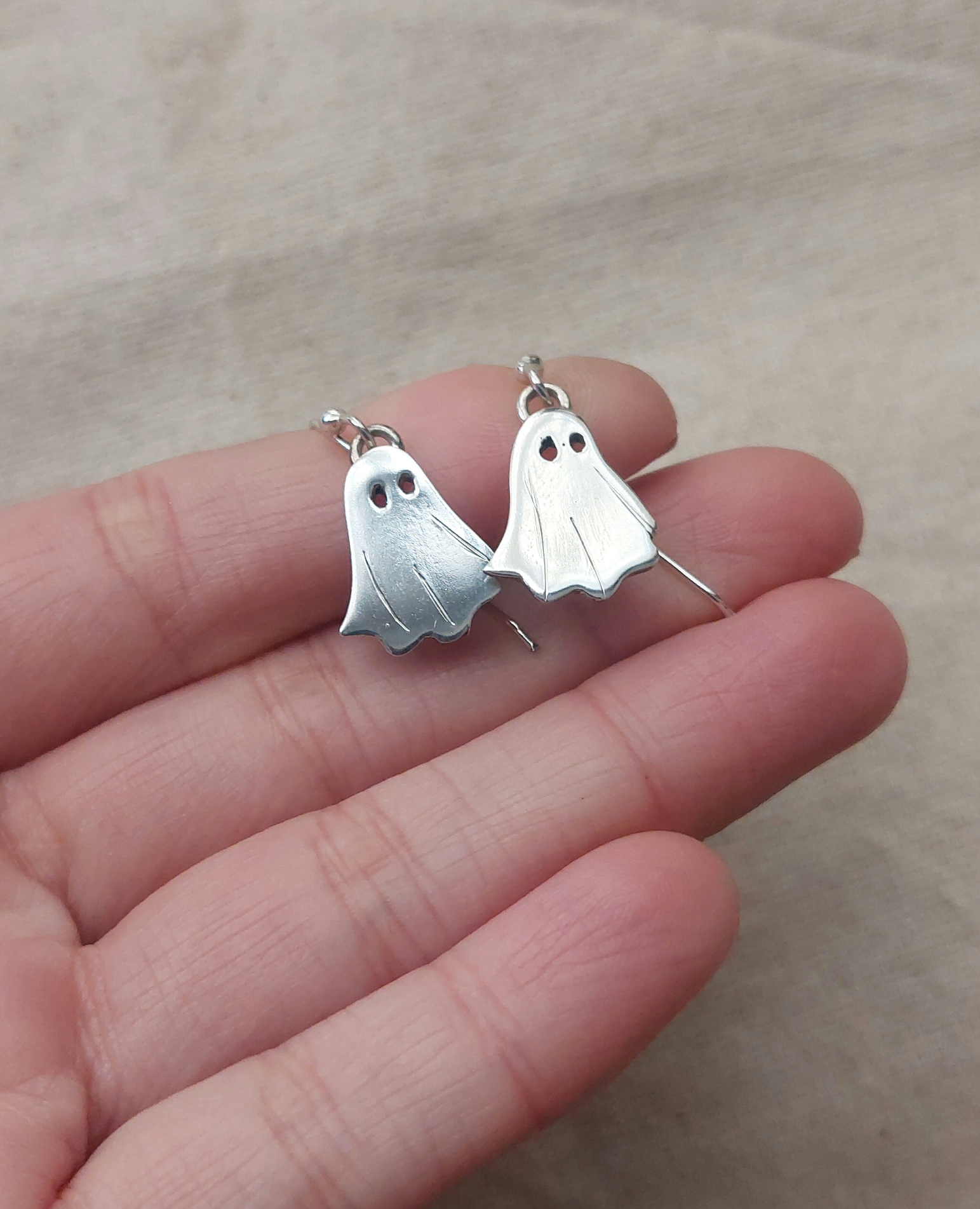 AROS FANTASMAS