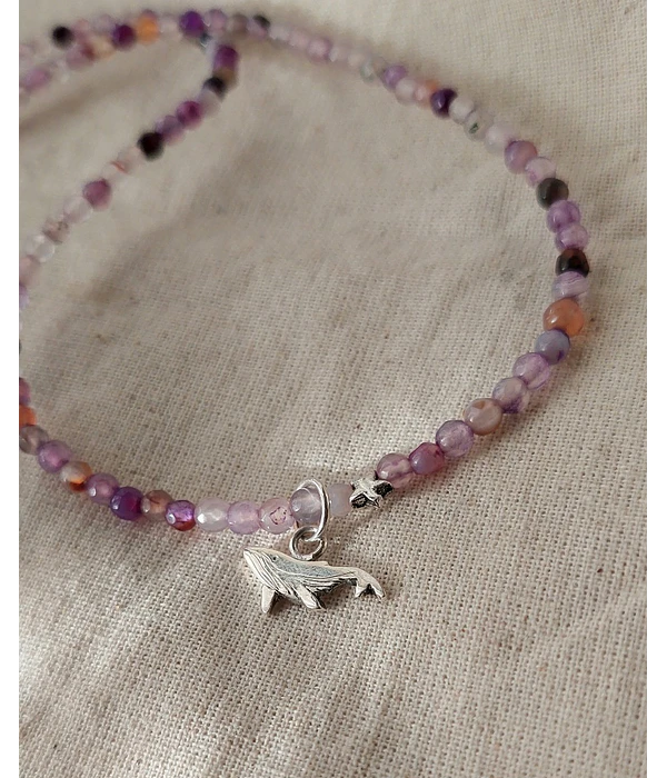 COLLAR BALLENA MORADO 