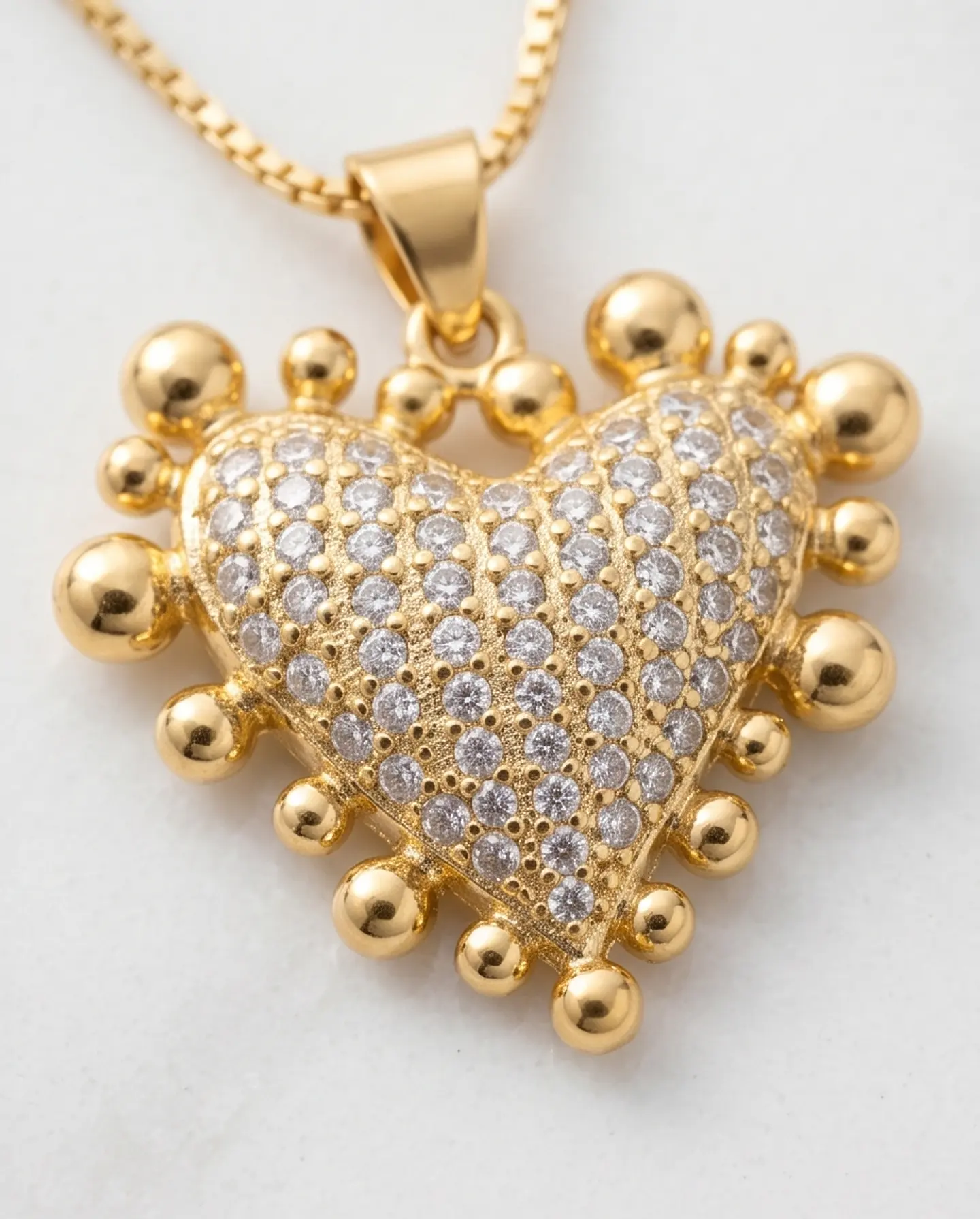 Collar Heart Sparkle – Baño en Oro y Micro Circones 2