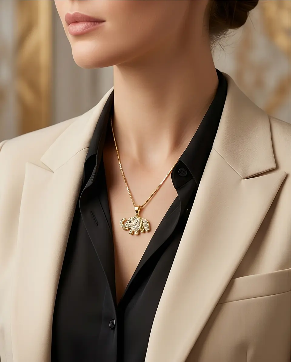 Collar Elefante Fortune – Baño en Oro 18k 3