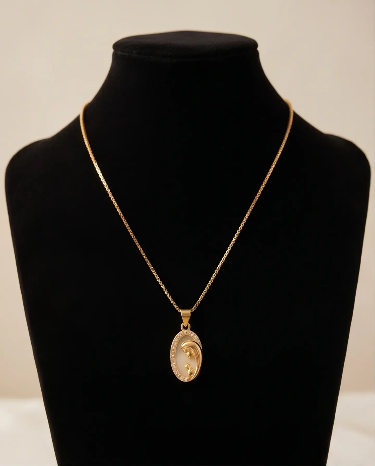 Medalla Virgen Niña 