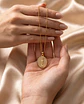Medalla Virgen Luz Eterna– Baño en Oro y Micro Circones - Miniatura 2