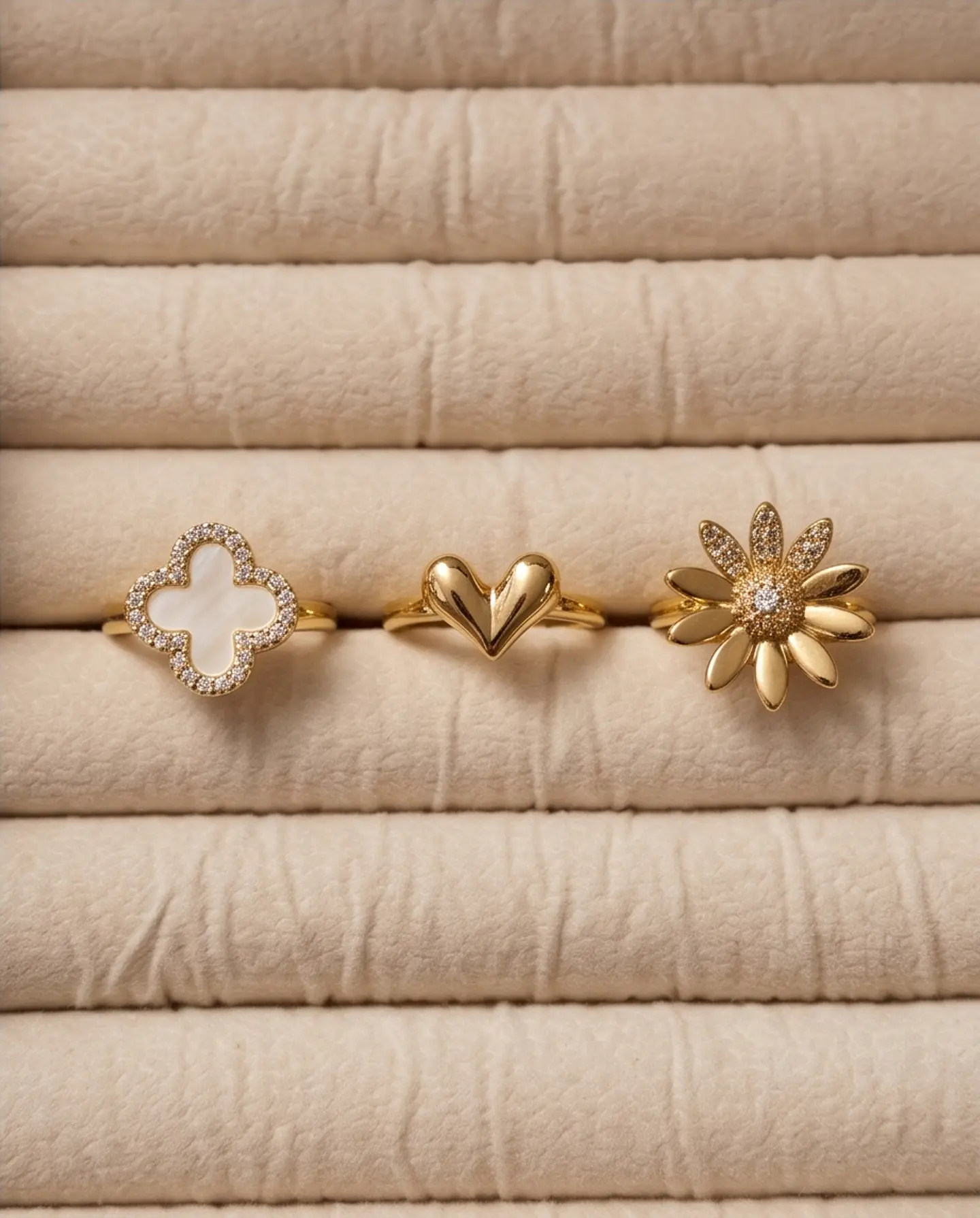 Anillo Clover Pearl Gold Ajustable 2