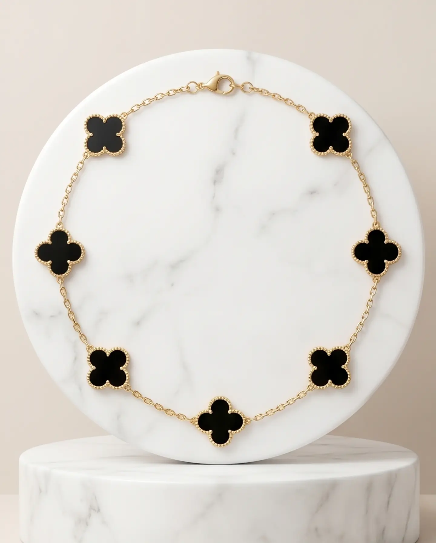 Collar Trébol Onyx - Baño en Oro 1