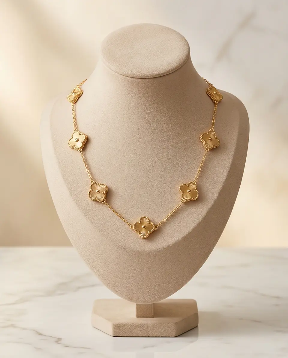 Collar Trébol Golden Texture - Baño en Oro 1