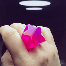 Anillo Estrella dúo tono fucsia y violeta