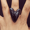 Anillo corazón negro brillo STOCK